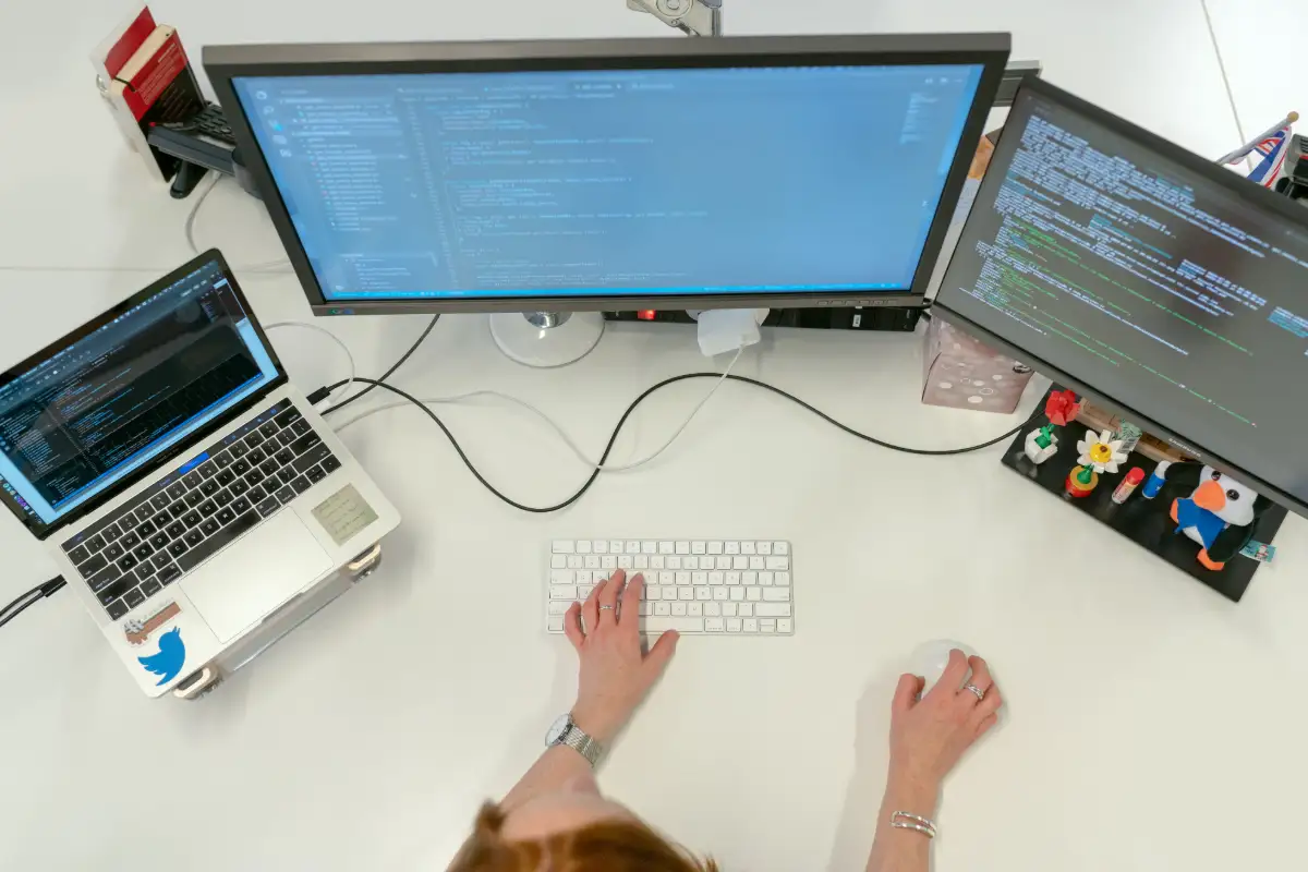 AI for Small Business UAE: The No-Developer Playbook for Teams in Dubai and Beyond