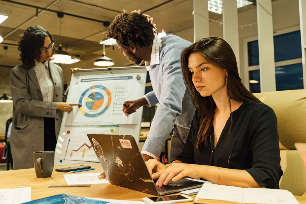AI Marketing Consultant UAE: What Changes When One Person Can Run Marketing and Build AI