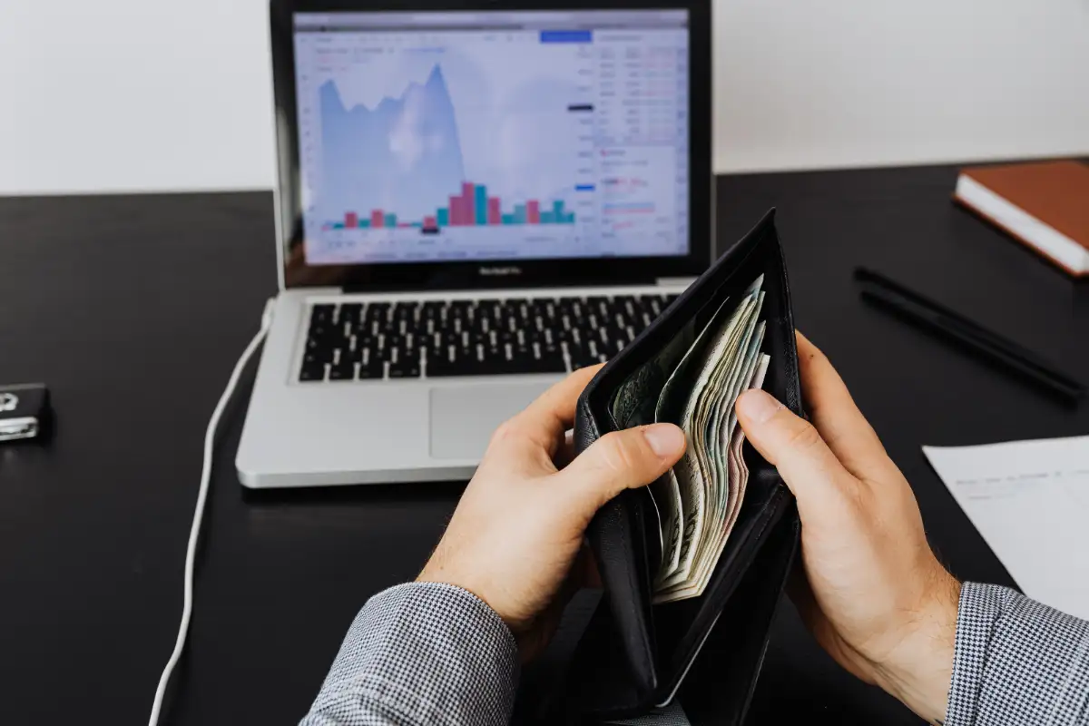 AI Marketing UAE: Where It Pays Off and Where It Wastes Your Budget