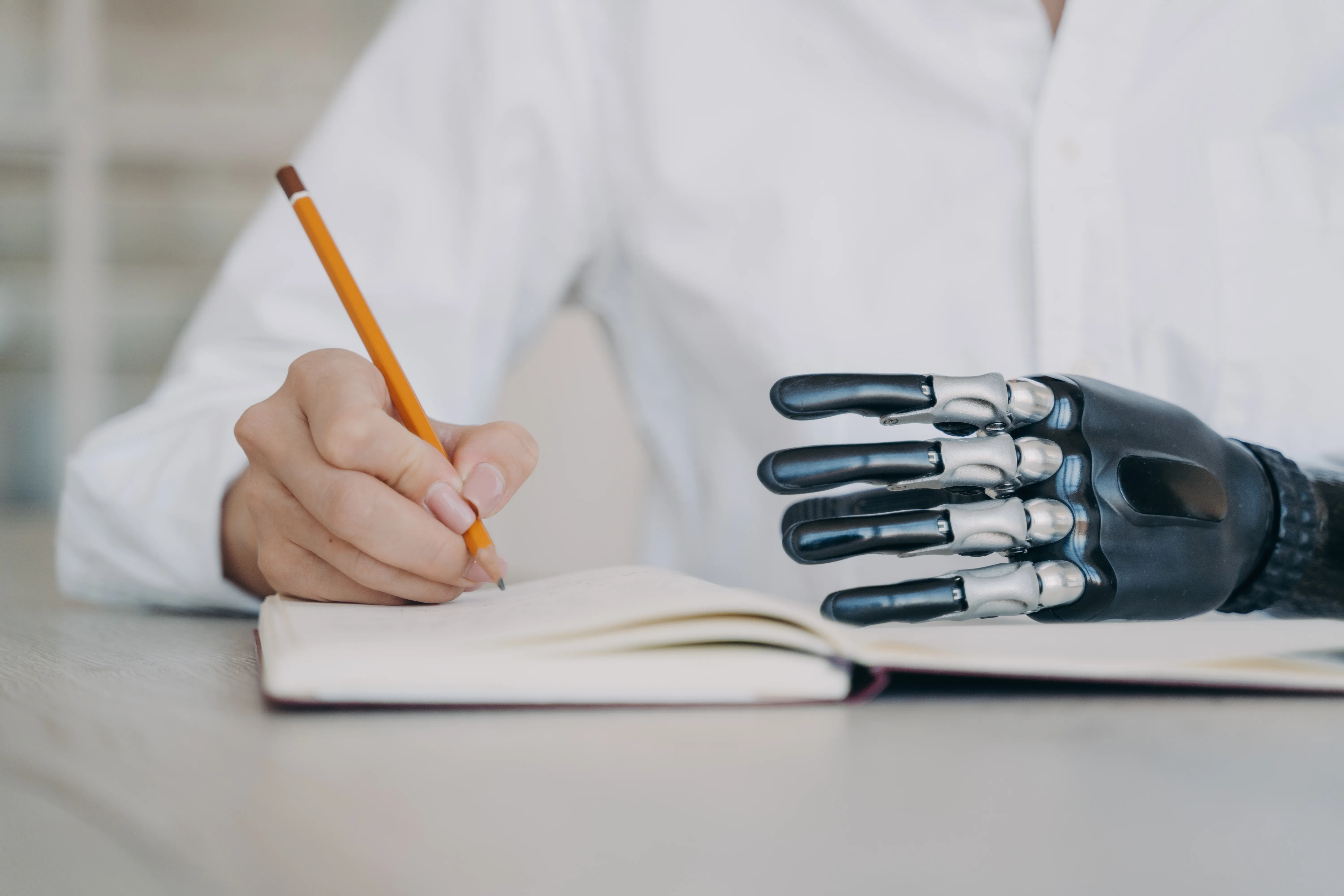 AI Writing Tools UAE: What They're Actually Good At