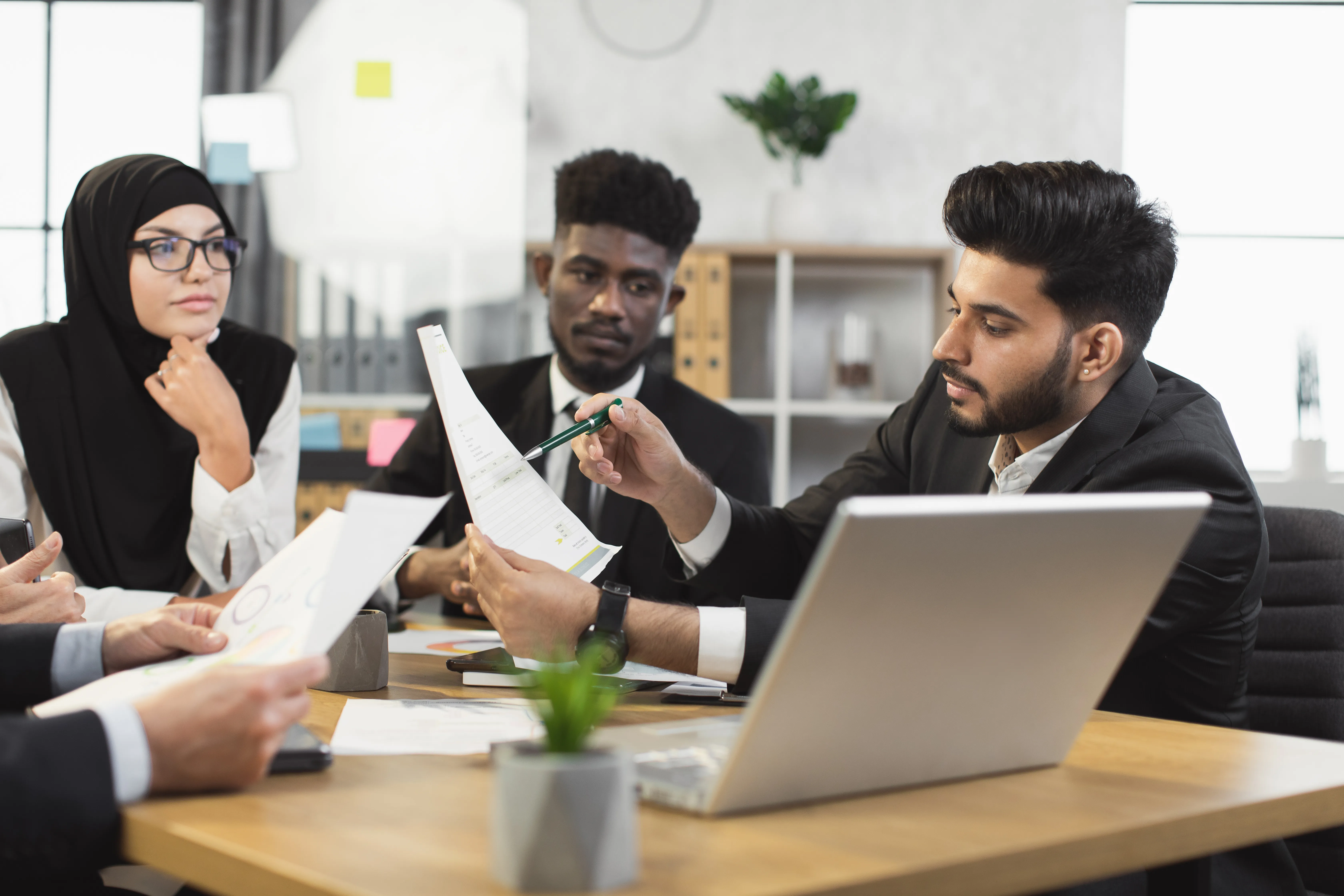 Content Marketing UAE: How to Build Authority Without a Content Team