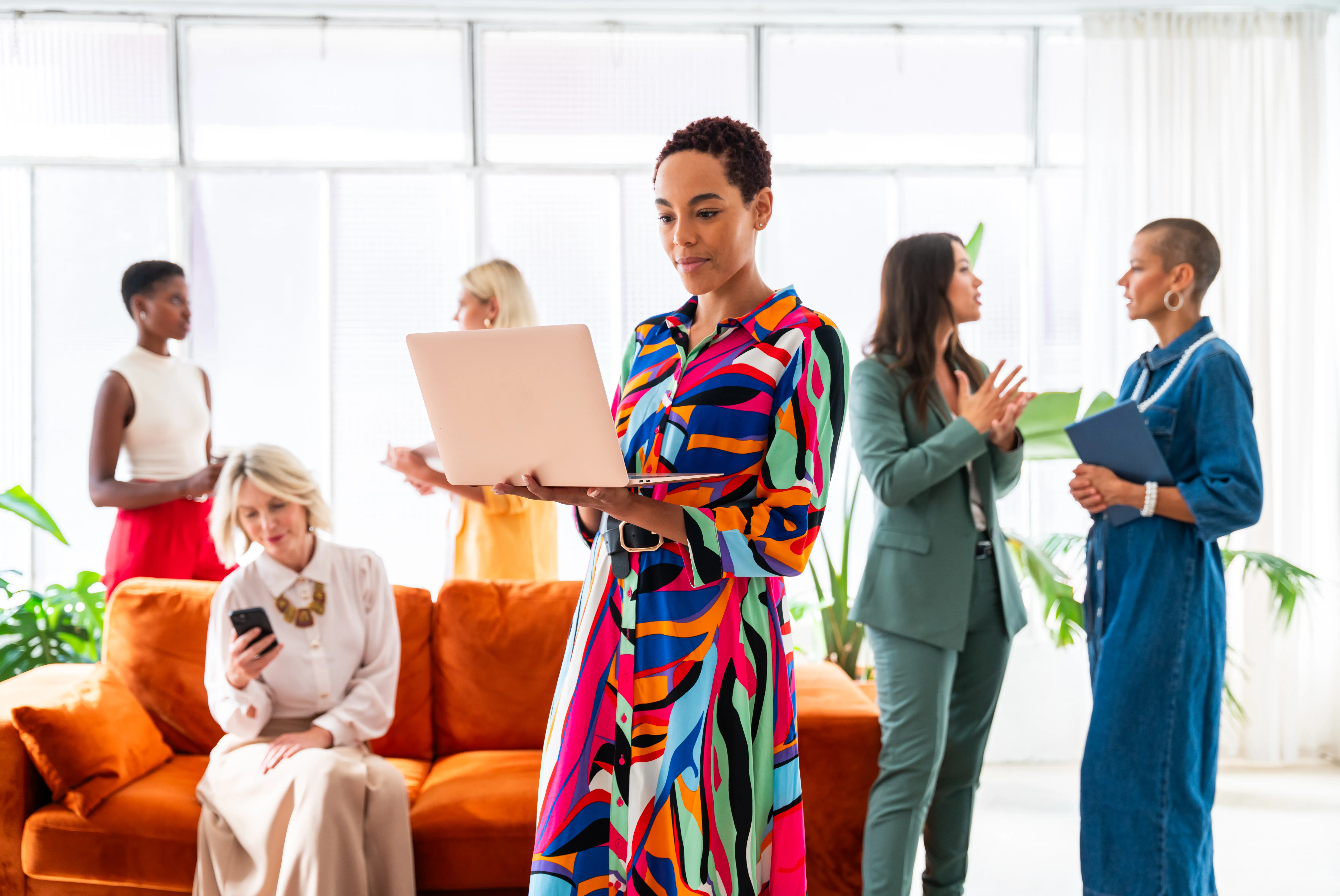 Personal Branding UAE: How Unknown Experts Build a Name Buyers Actually Trust