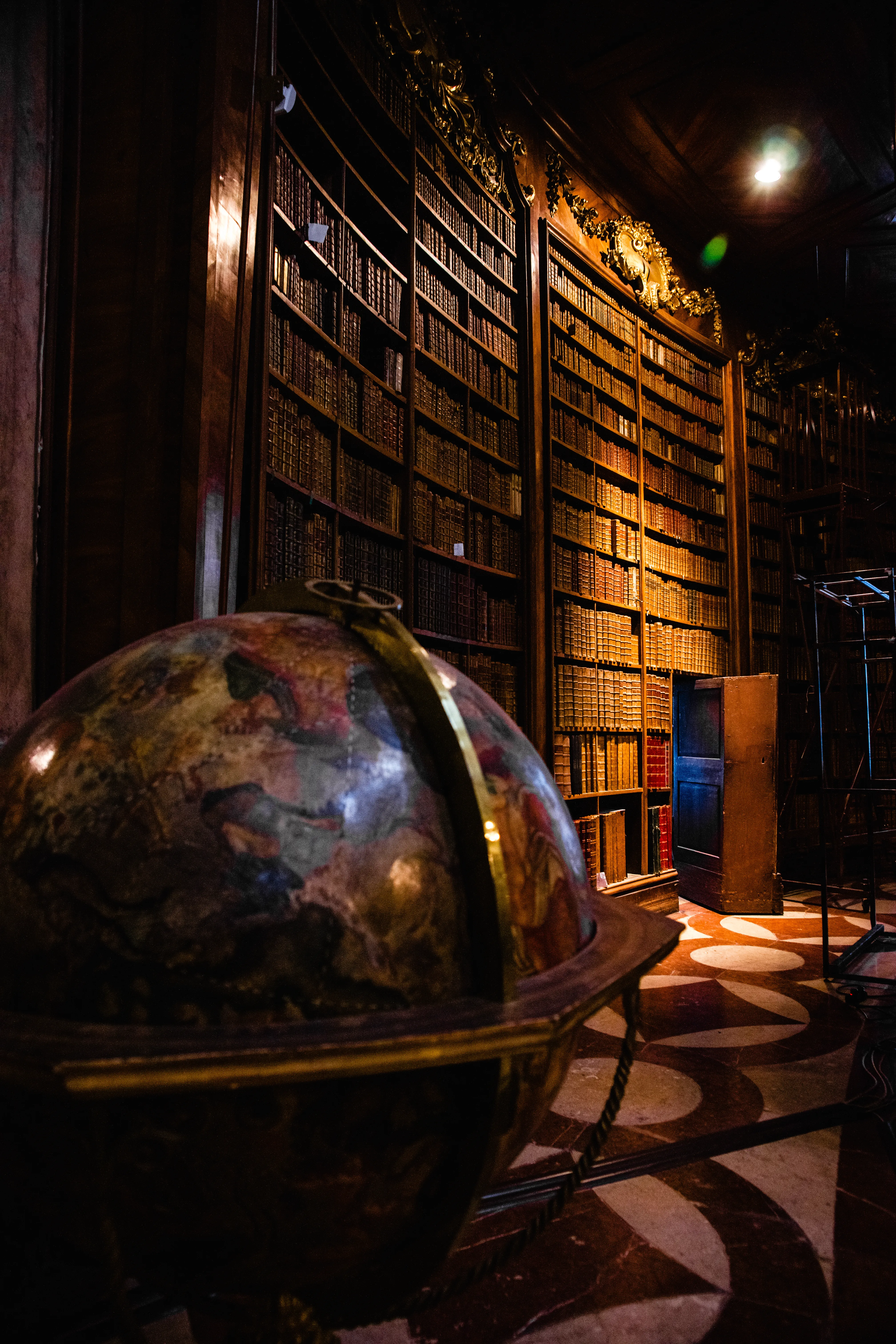 How to Build a Prompt Library UAE Professionals Reuse Every Day